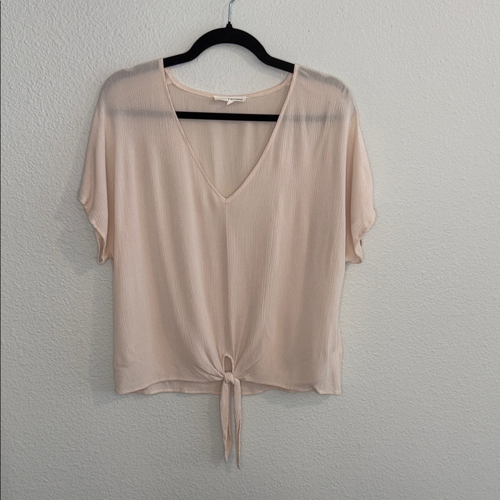 June & Hudson Cream Tie-Front Blouse